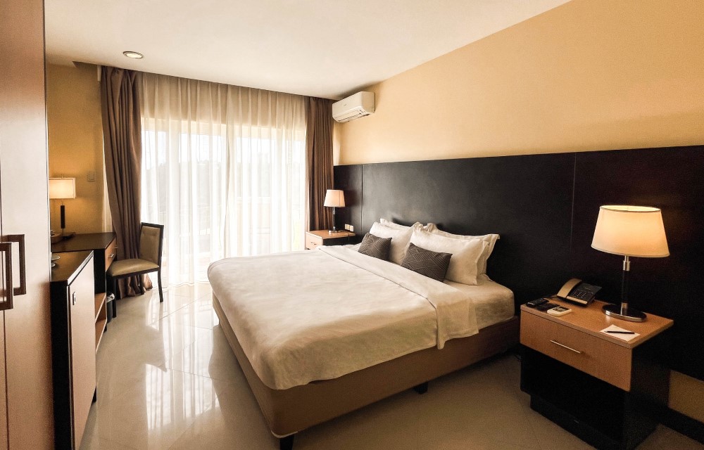 The Lake Hotel Tagaytay