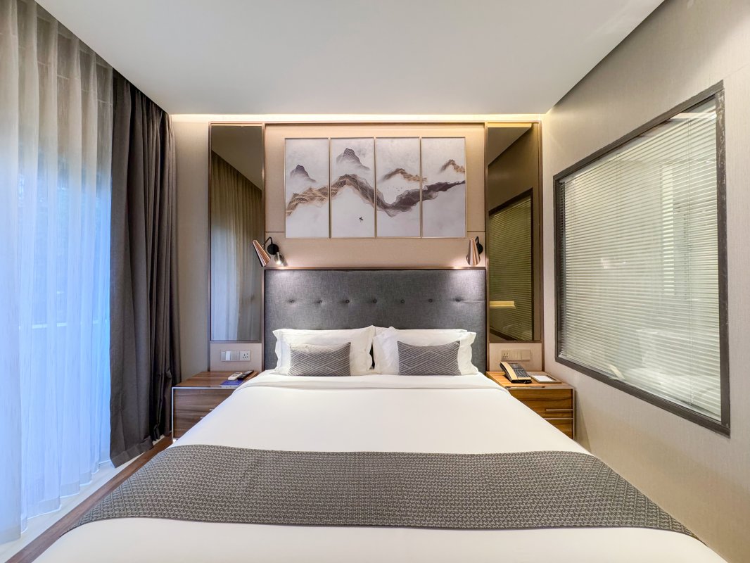 ROOMS_NAME