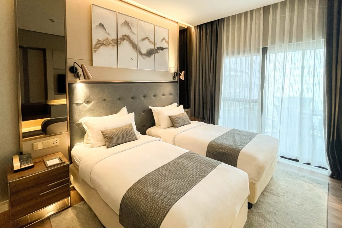 Premier Lake View Room 